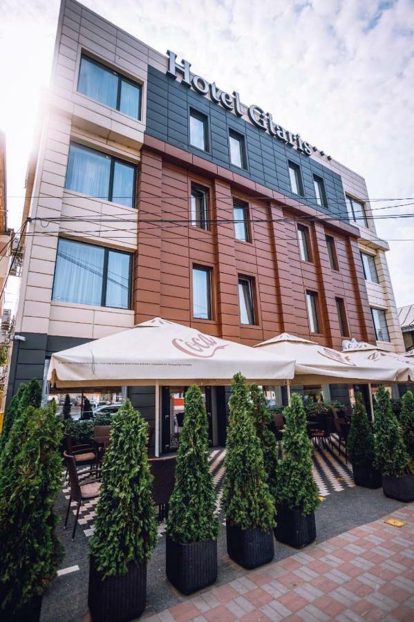 Hotel Glaris Tirgu Frumos Kültér fotó